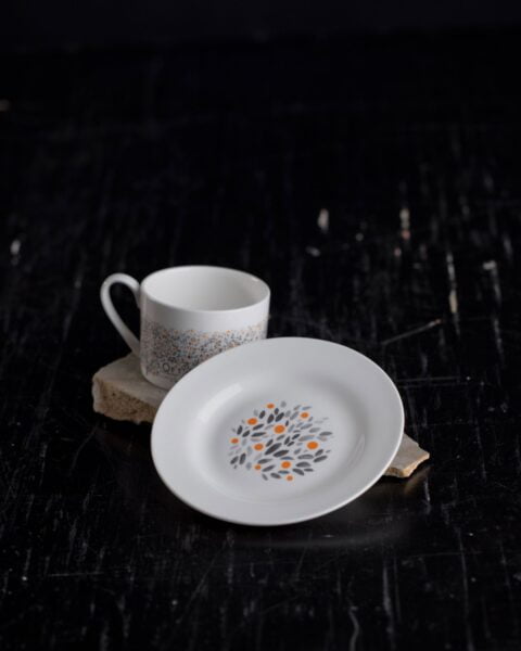 Filizanka-porcelanowa-ze-spodeczkiem-N.Olbiński-loft-kulinarny.