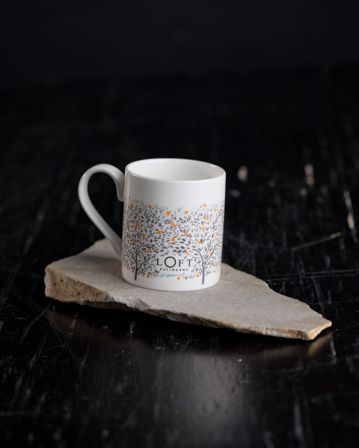 Kubek porcelanowy projektu N.Olbiński kolekcji “Mój Mały Raj” Loft Kulinarny