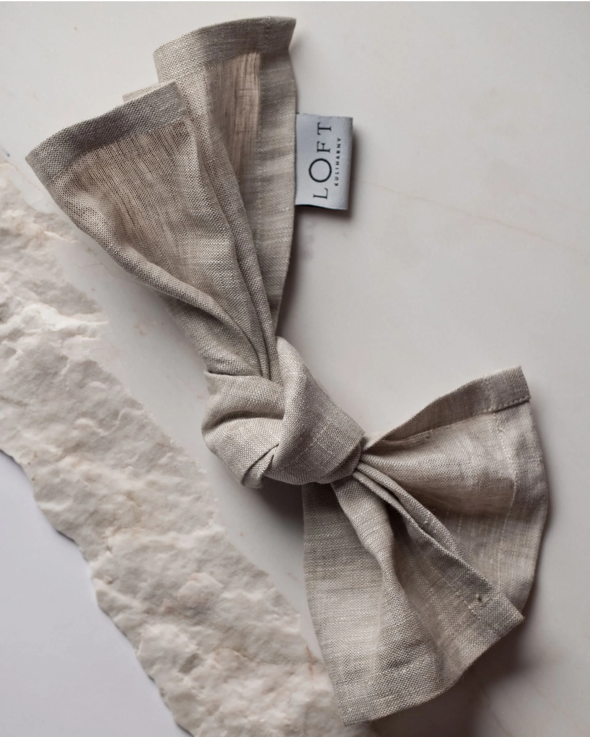 Serwetka lniana jasny szary 34 x 50 cm - 100% len, ręcznie wykonana