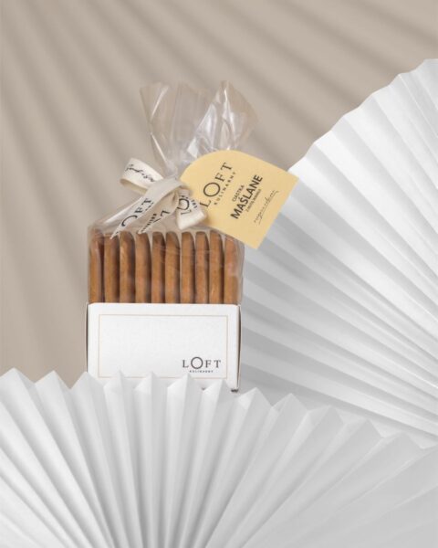 Ciastka maślane z nutą wanilii w opakowaniu