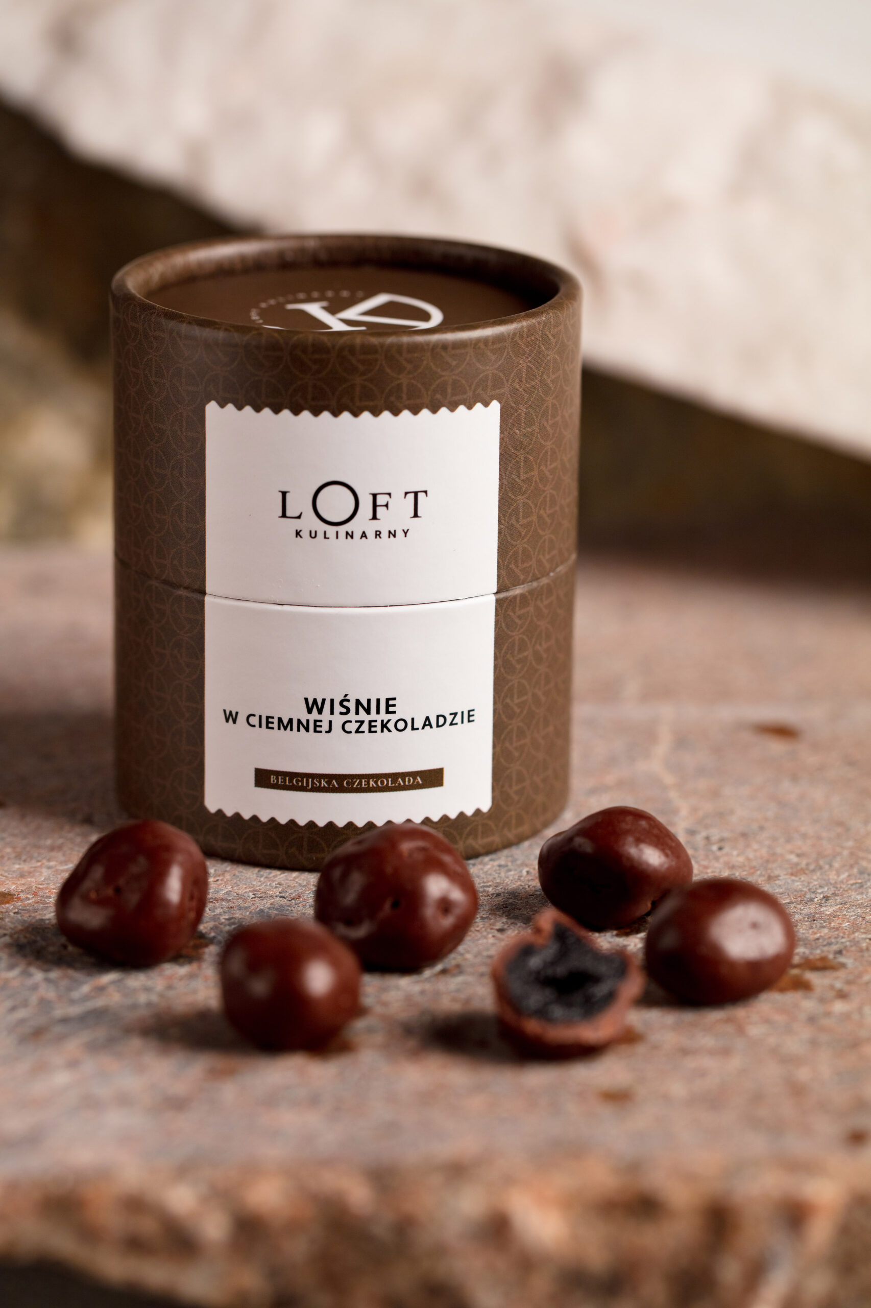 Ciastka kakaowe korzenne w opakowaniu