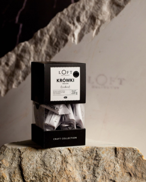 Krówki mleczne Loft Kulinarny 220 g w czarnym opakowaniu Craft Collection z jasną etykietą